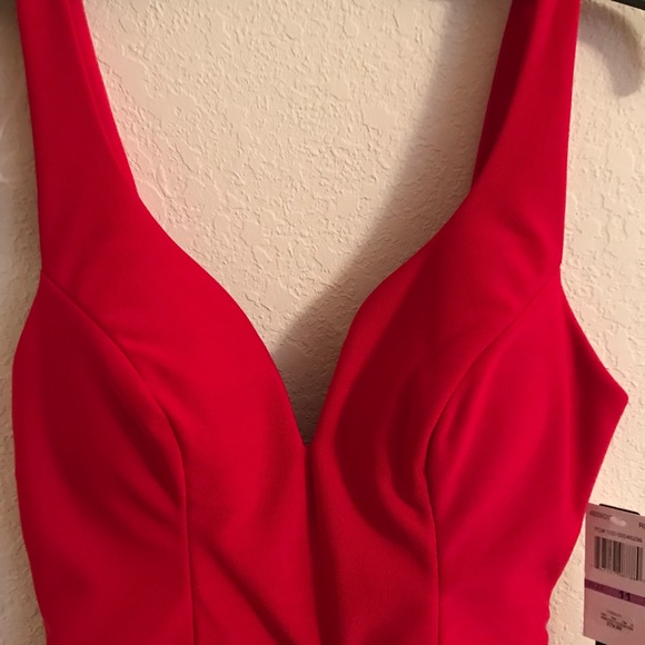 Sequin Hearts Juniors' Ruffled-Back Bodycon Dress - Picture 6 of 8